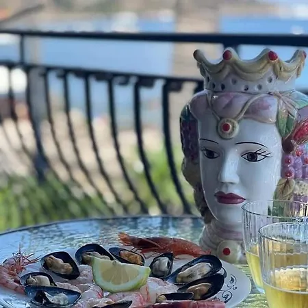Casa Nicole Fronte Mare Semesterbostad