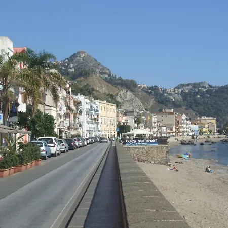 بيت للعطل Casa Nicole Fronte Mare