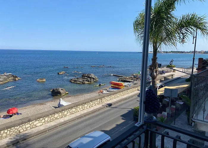 Casa Nicole Fronte Mare Holiday home *