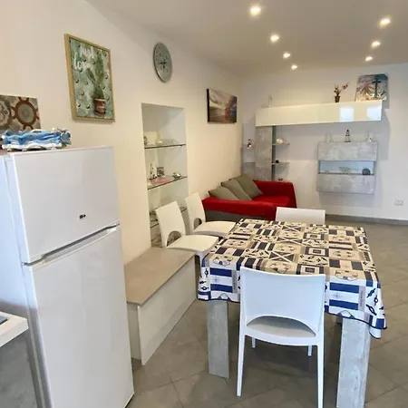 Casa Nicole Fronte Mare Casa de Férias *