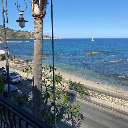 Casa de Férias Casa Nicole Fronte Mare *