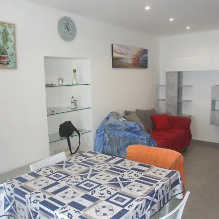 Holiday home Casa Nicole Fronte Mare Giardini Naxos